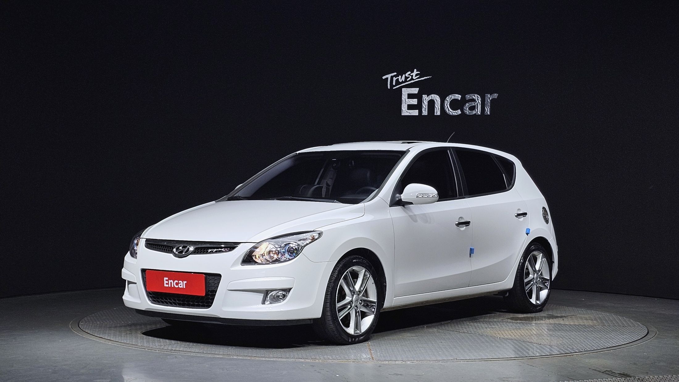 HYUNDAI I30 2010