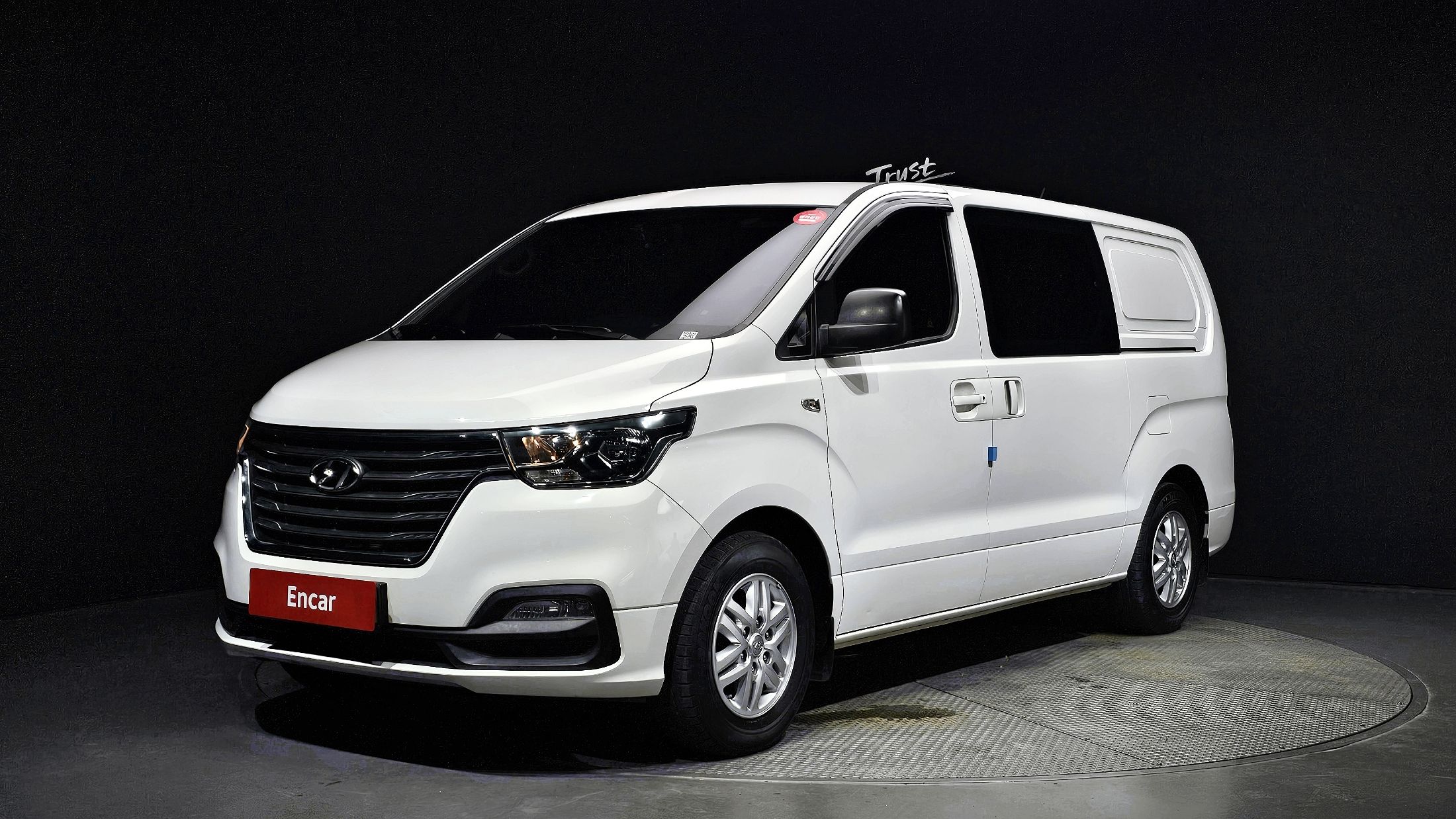 HYUNDAI STAREX GRAND 2020