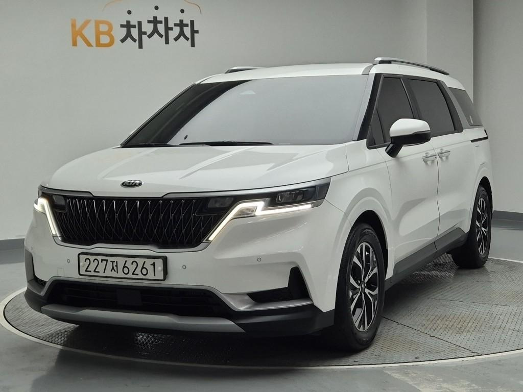 KIA CARNIVAL 2021