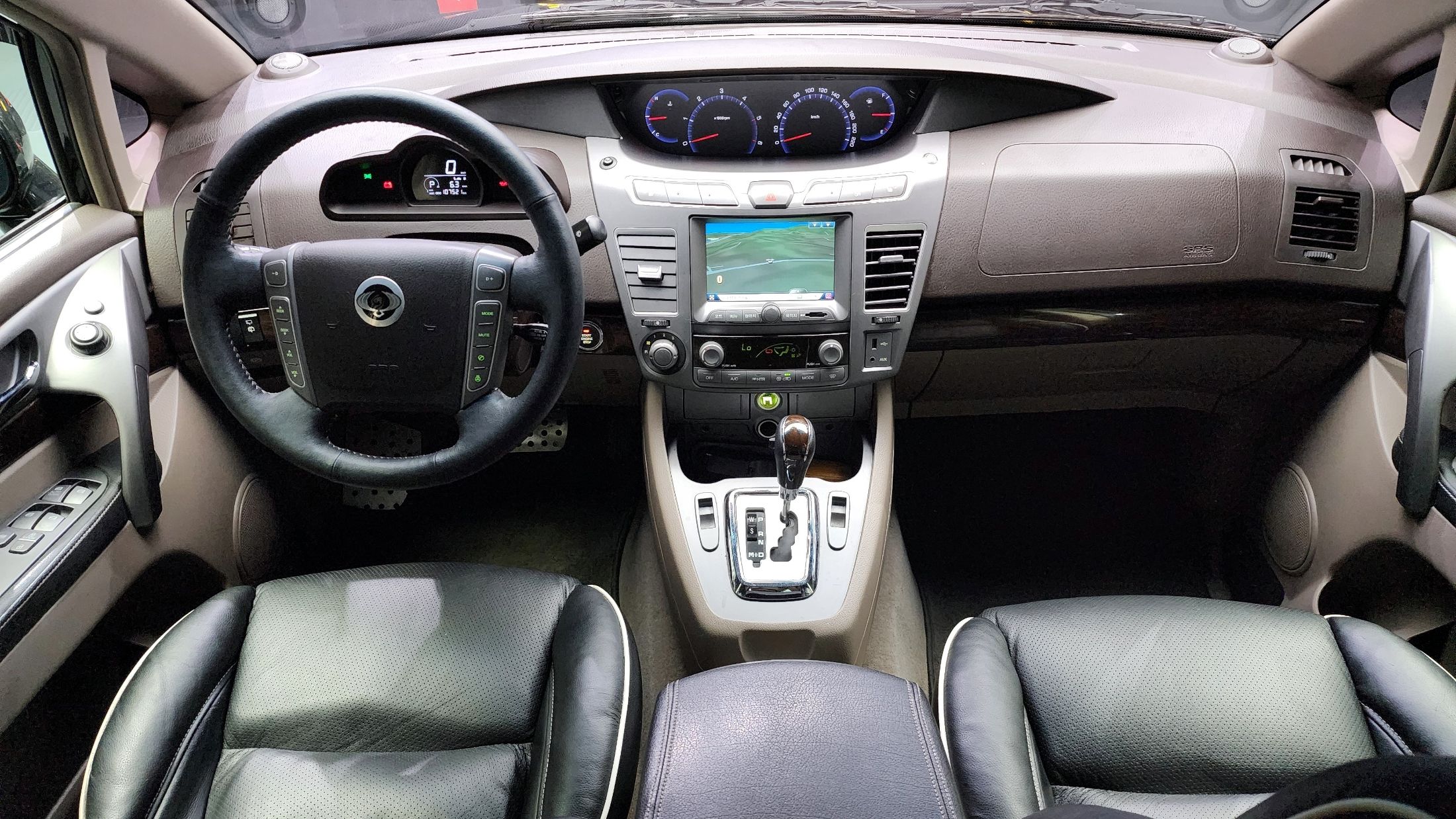 SSANGYONG KORANDO TURISMO 2013