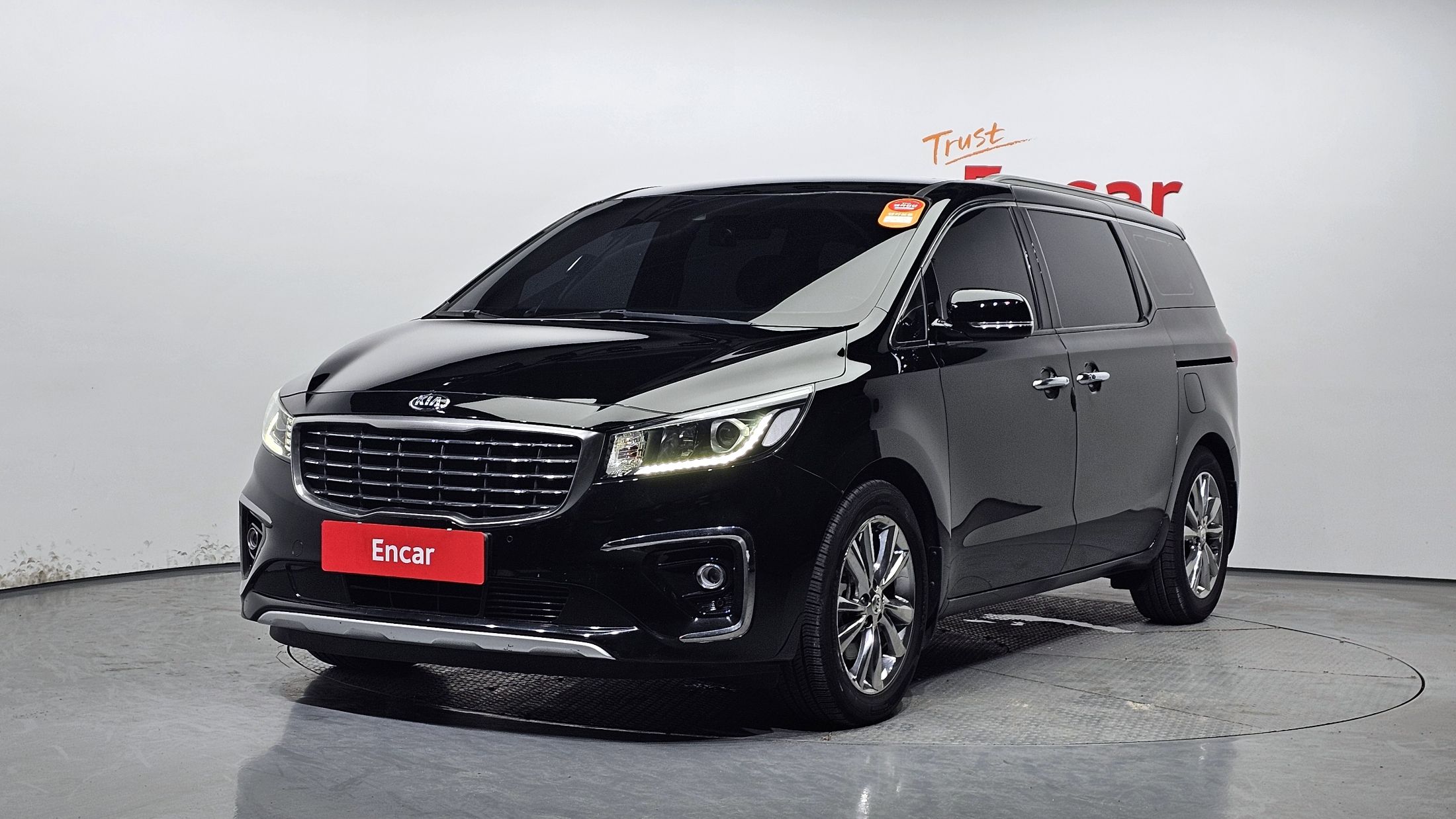 KIA CARNIVAL 2019