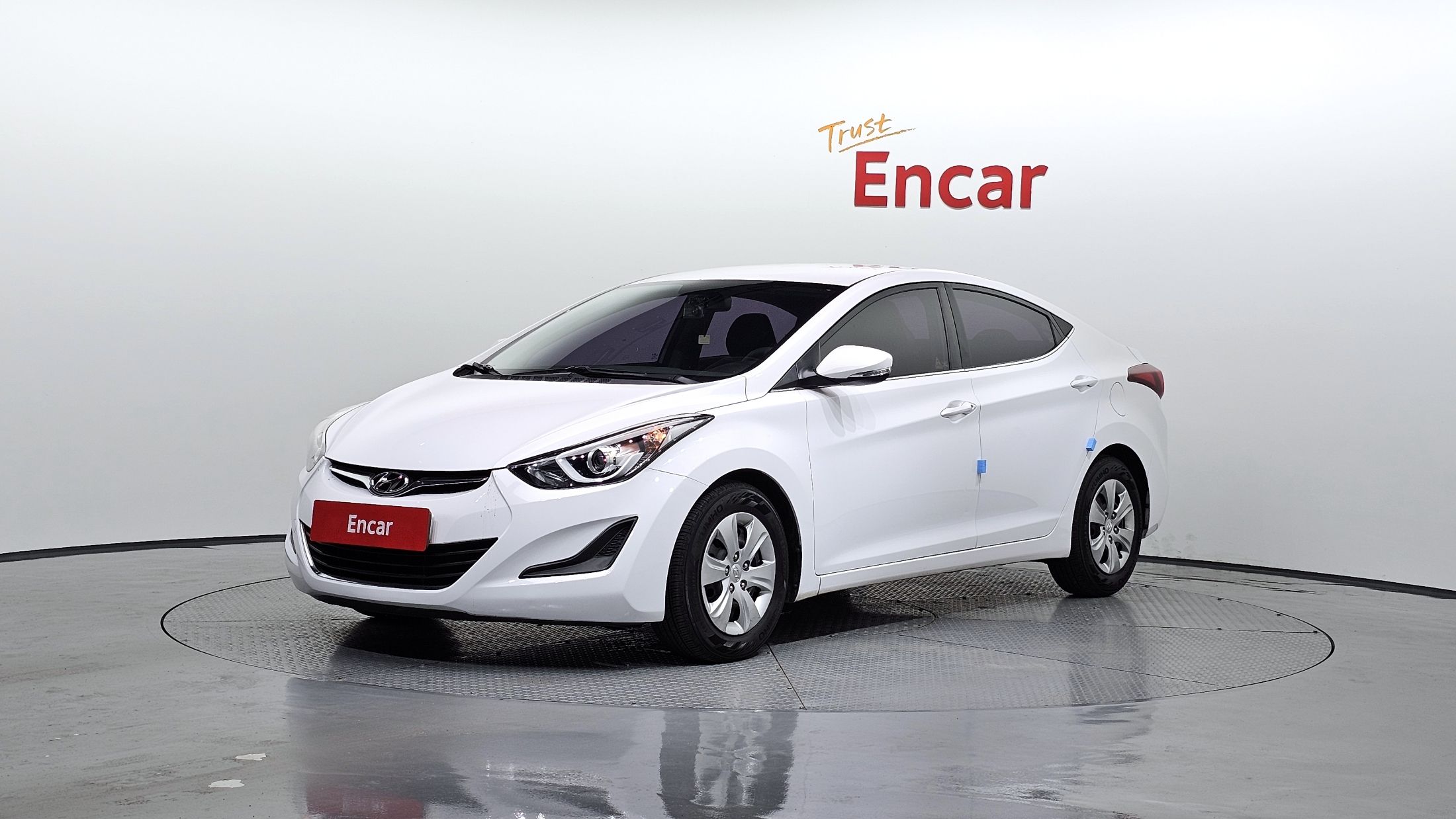 HYUNDAI AVANTE 2015