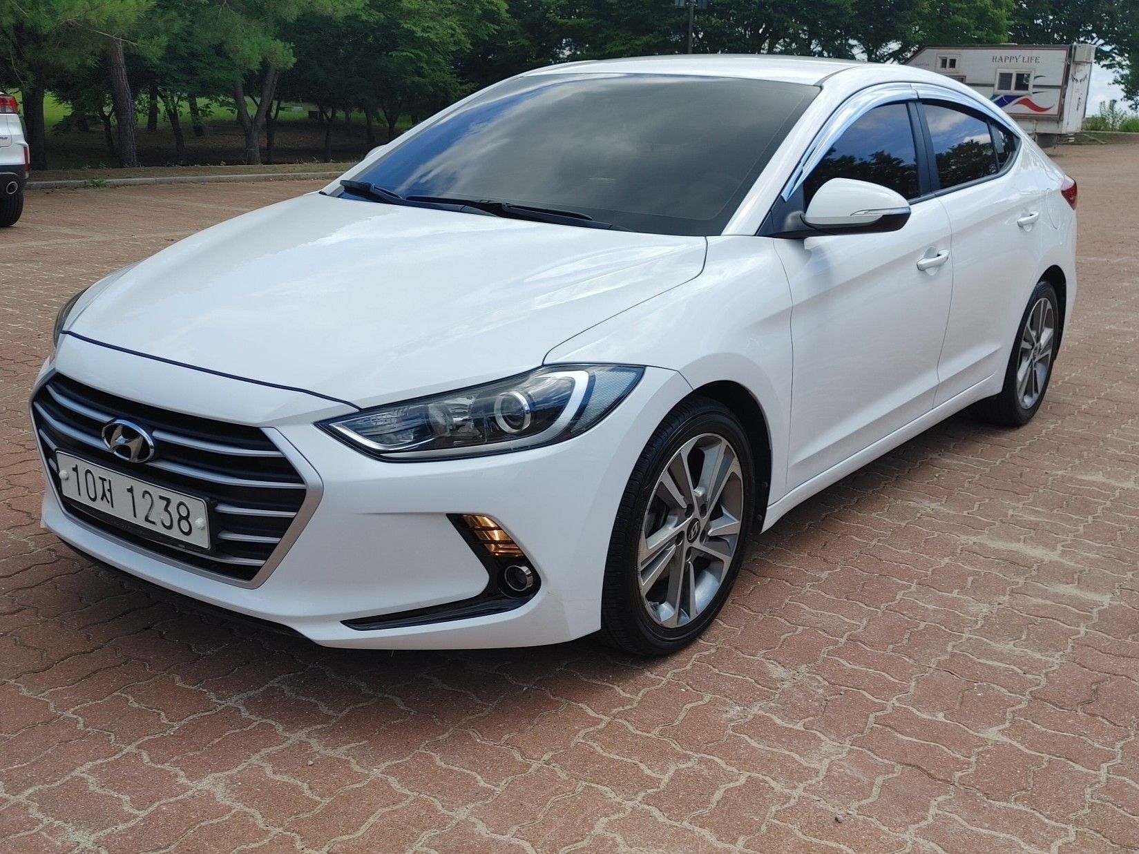 HYUNDAI AVANTE AD 2017