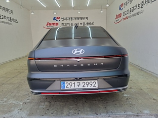 HYUNDAI GRANDEUR HYBRID GN7 2023