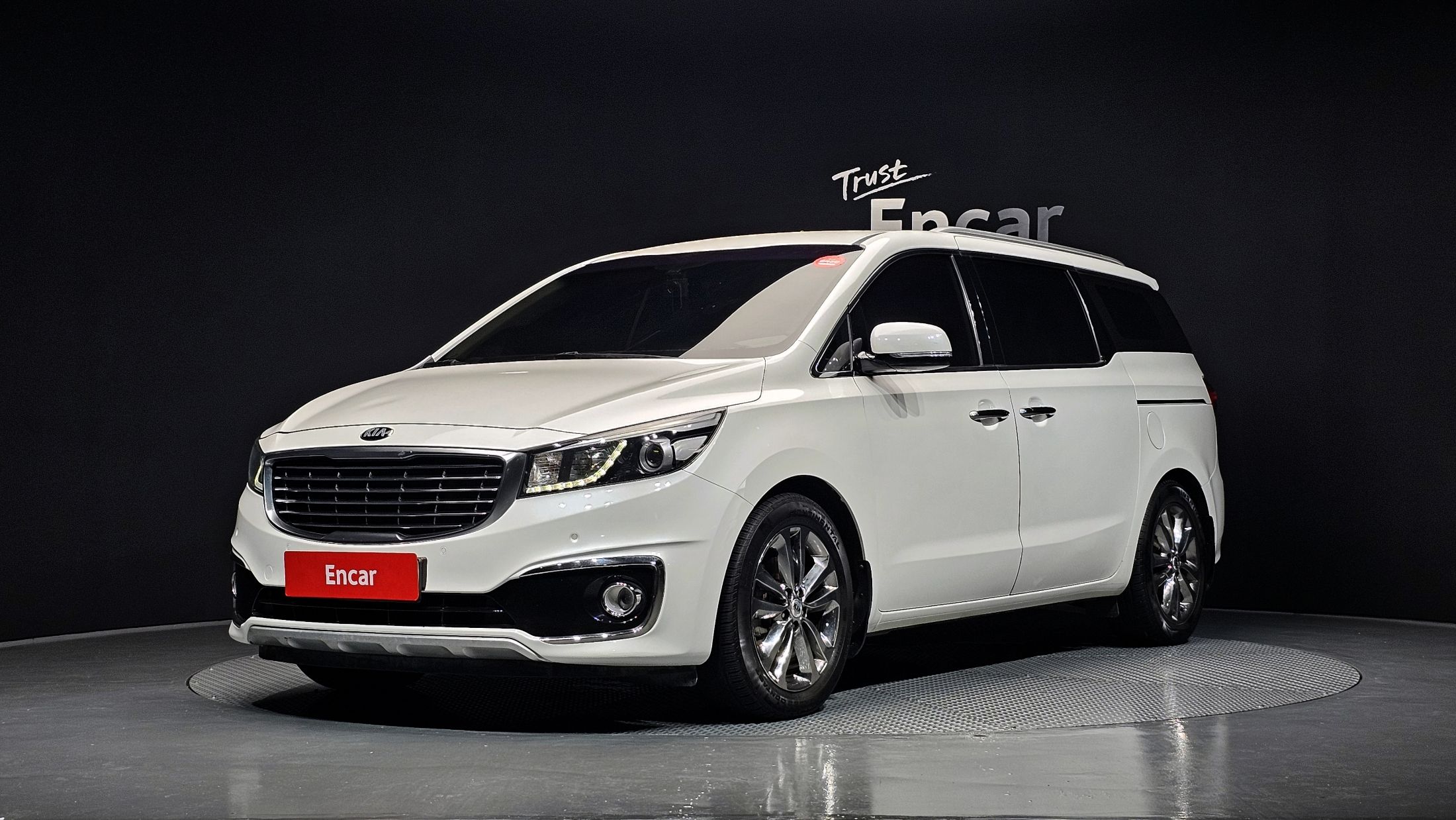 KIA CARNIVAL 2017