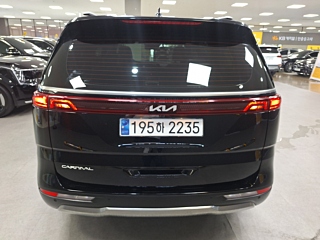 KIA CARNIVAL 2023