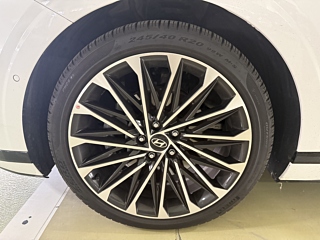 HYUNDAI GRANDEUR GN7 2024