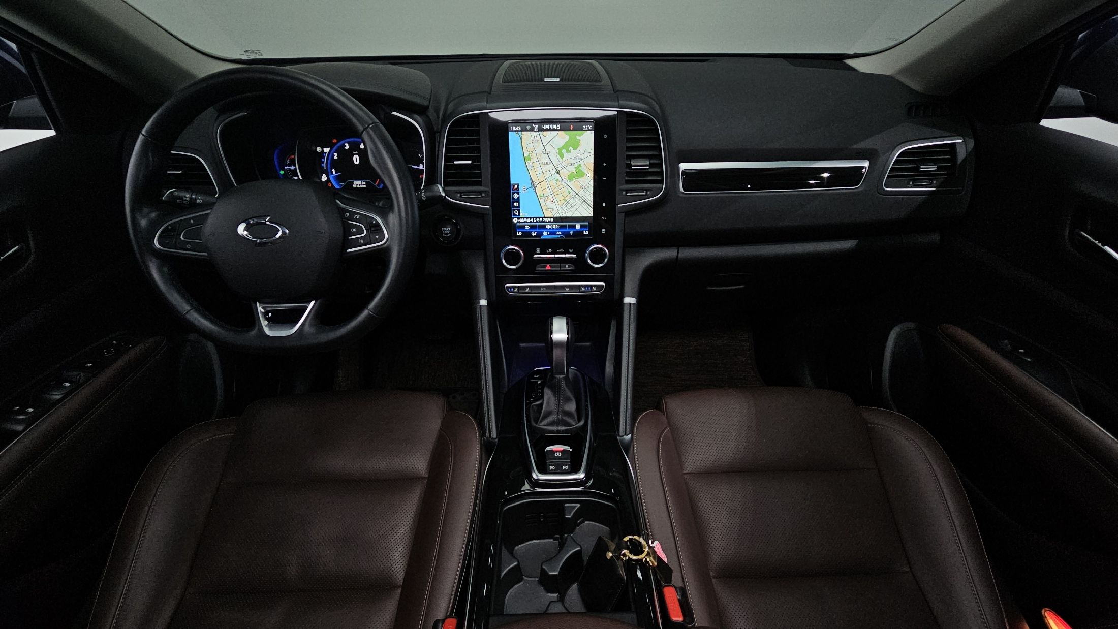 SAMSUNG QM6 2018