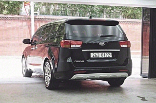 KIA CARNIVAL 2016