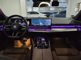 BMW 5-SERIES G60 2023