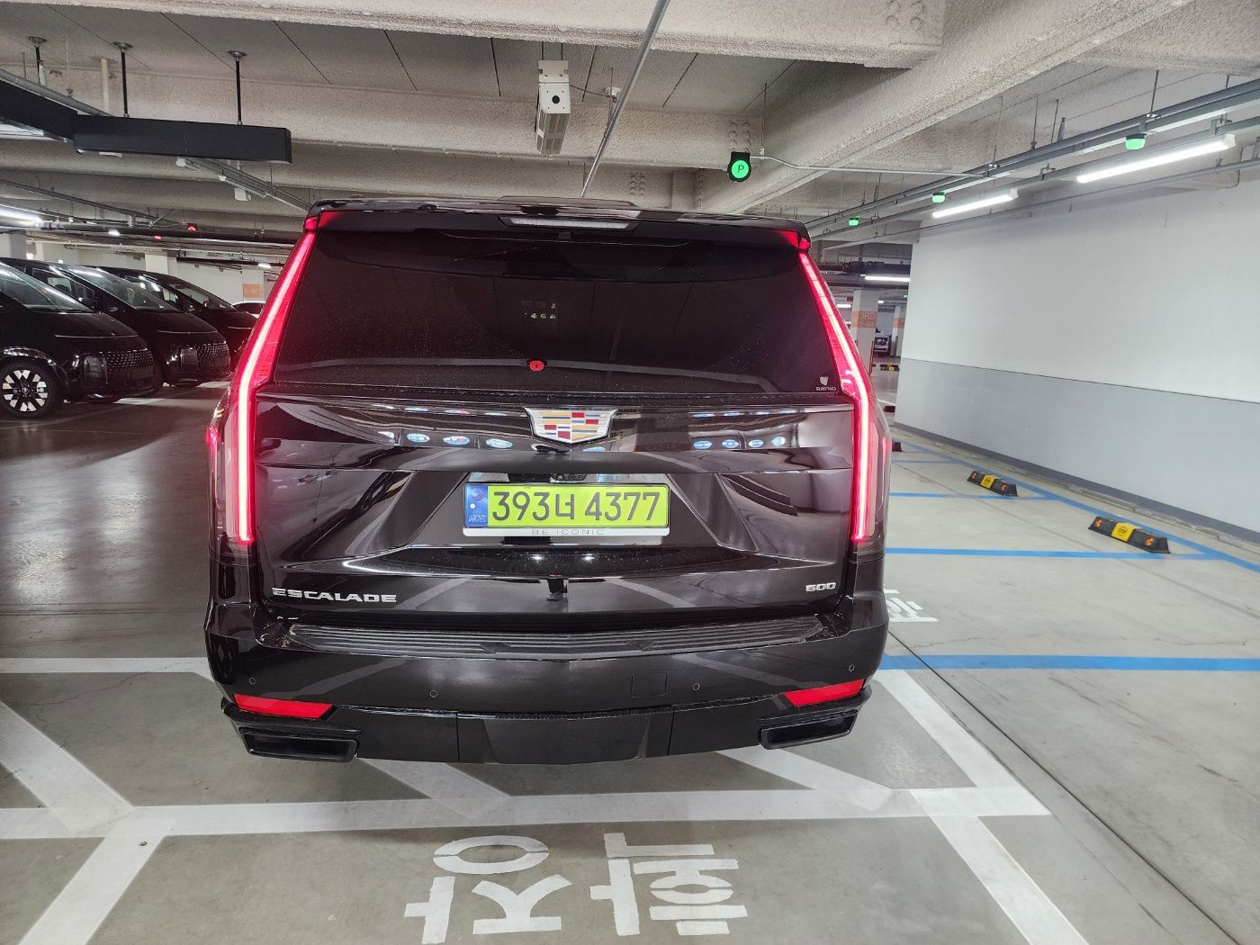 CADILLAC ESCALADE