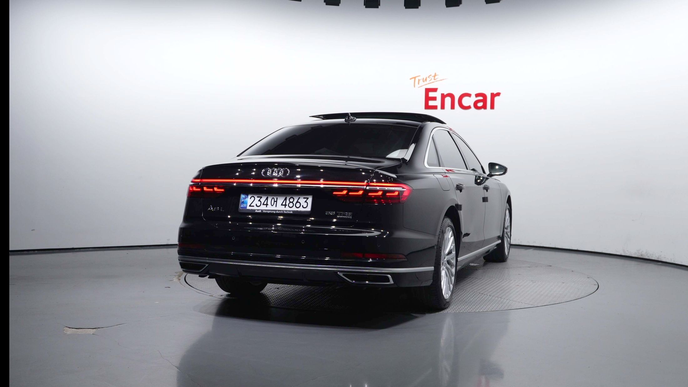 AUDI A8 D5 2021