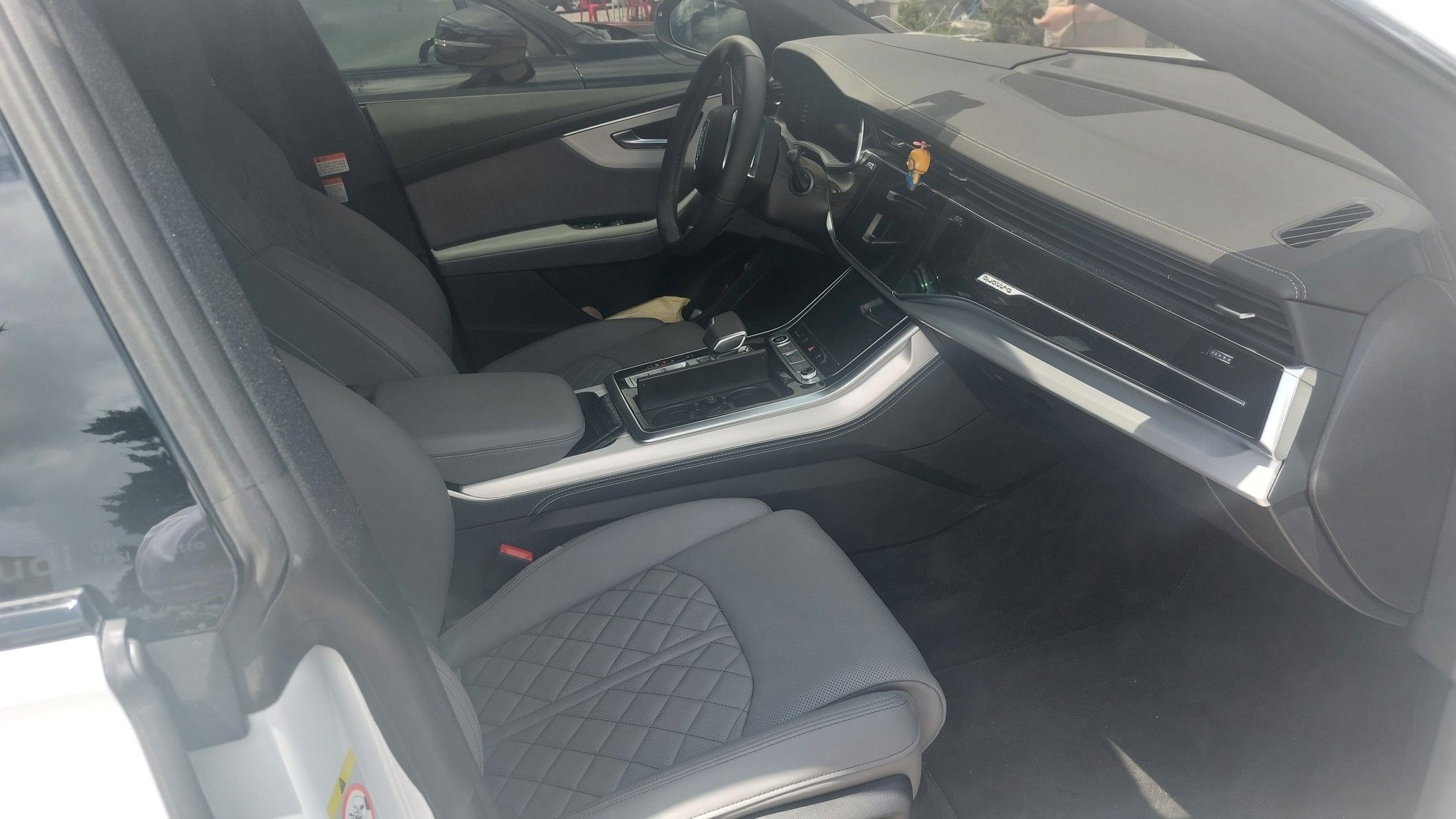 AUDI Q8 4M