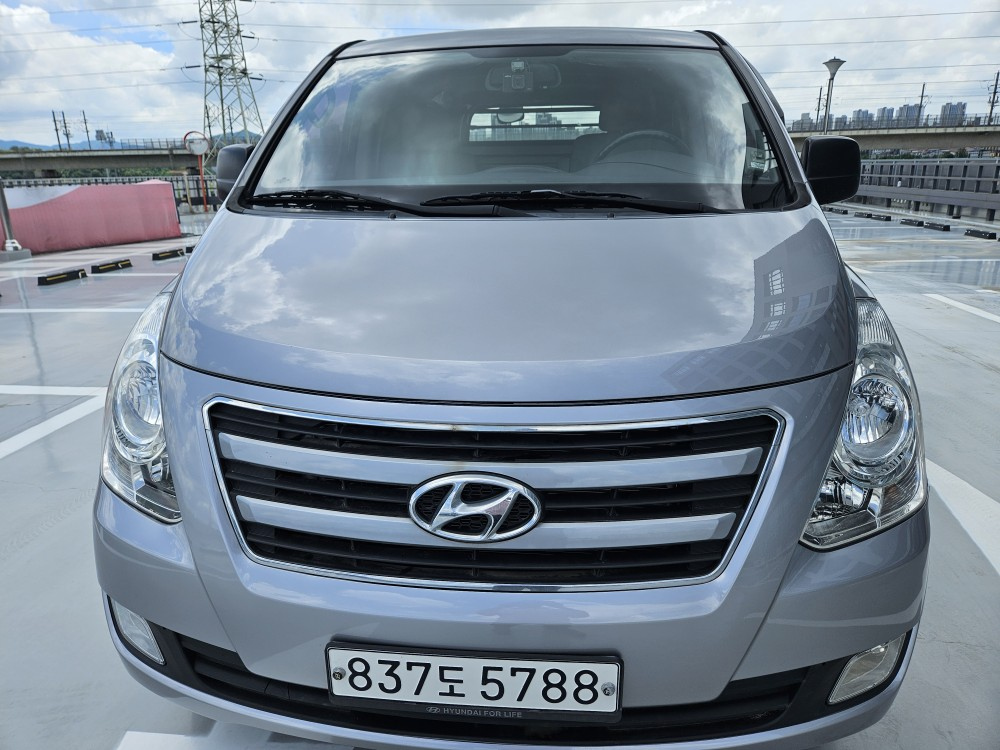 HYUNDAI STAREX GRAND 2016