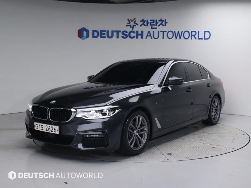 BMW 5-SERIES G30 2019
