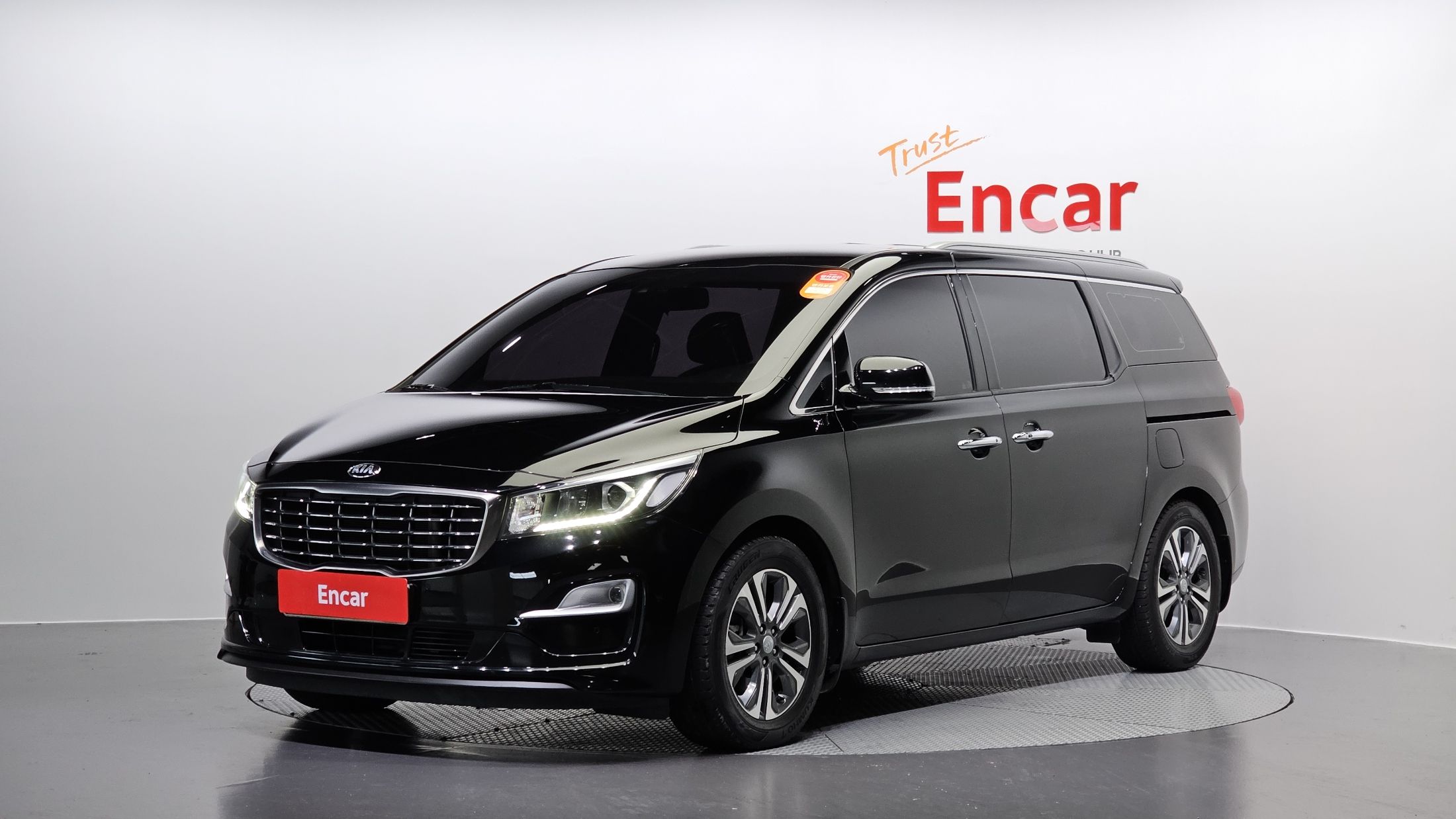 KIA CARNIVAL 2020