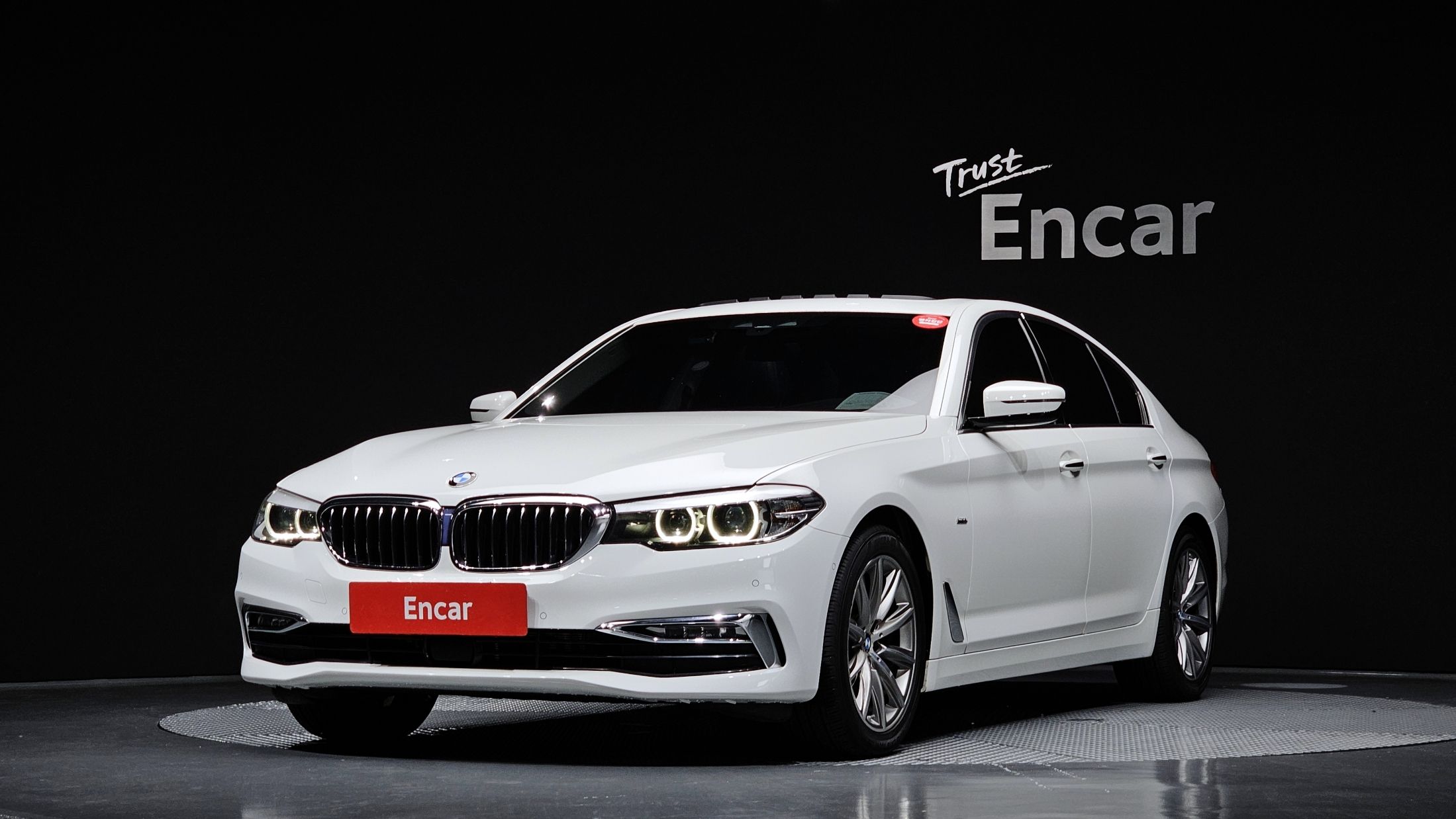 BMW 5-SERIES G30 2018