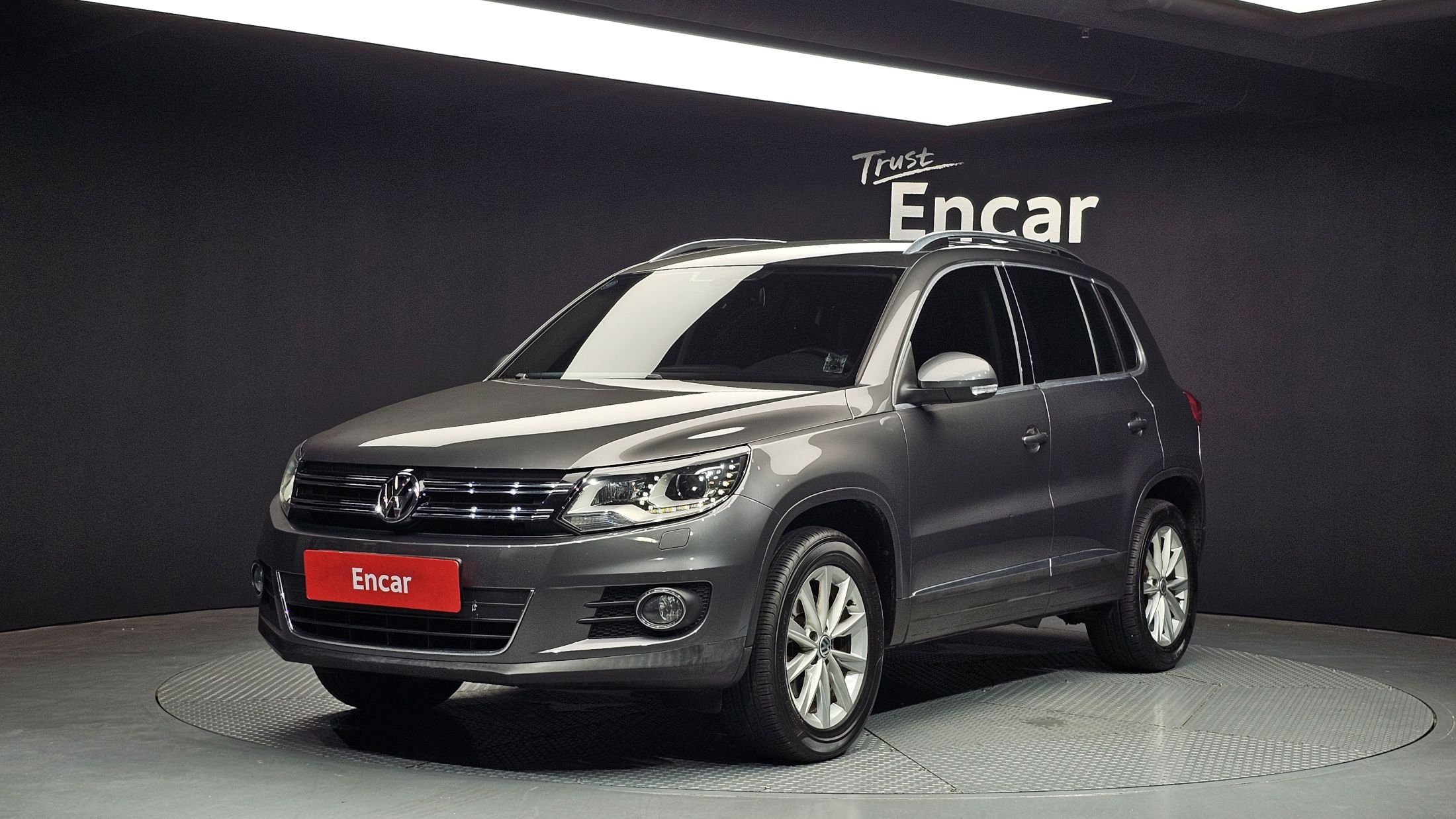 VOLKSWAGEN TIGUAN 2014