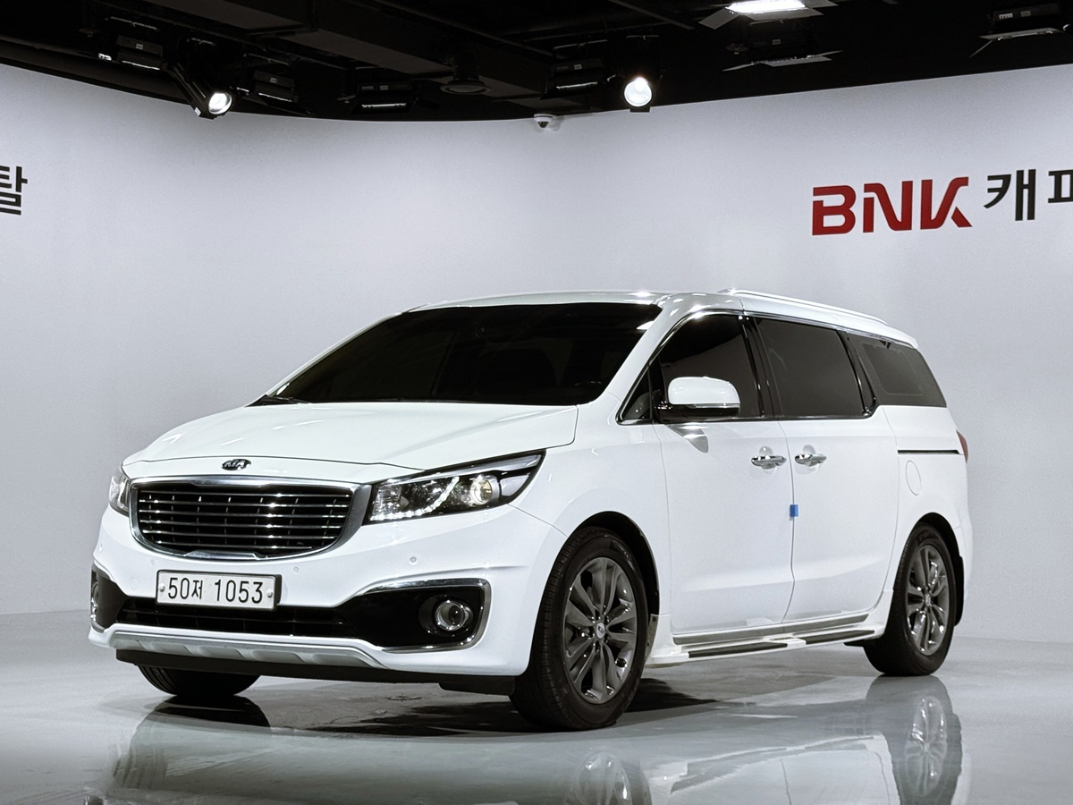 KIA CARNIVAL 2017