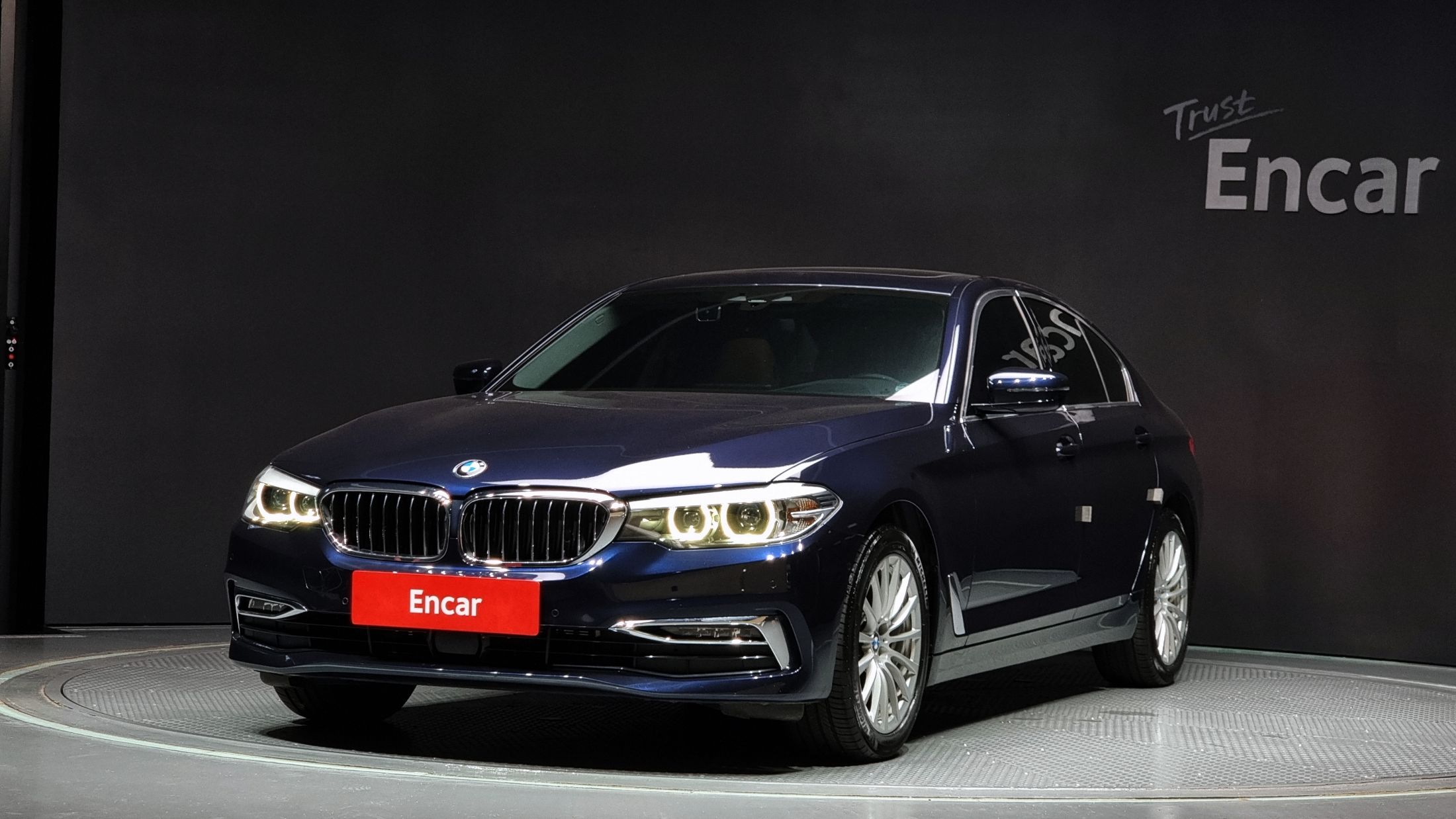 BMW 5-SERIES G30 2020