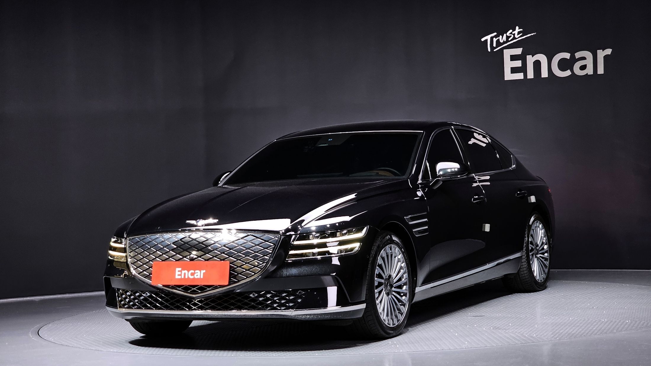 GENESIS ELECTRIC G80 RG3 2022