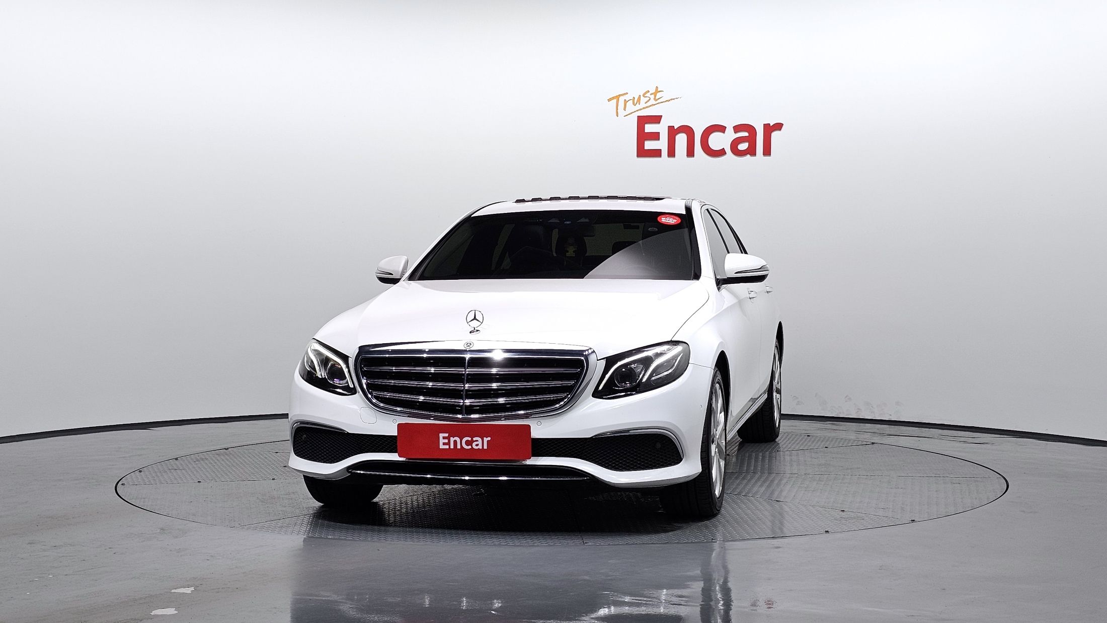 MERCEDES BENZ E-CLASS W213 2017