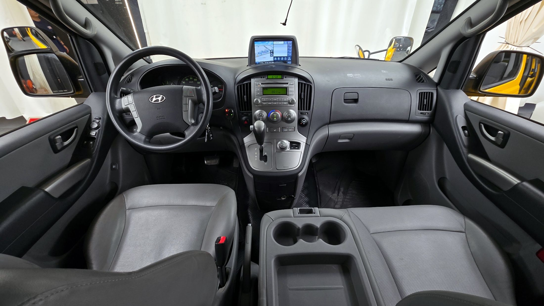 HYUNDAI STAREX GRAND 2014