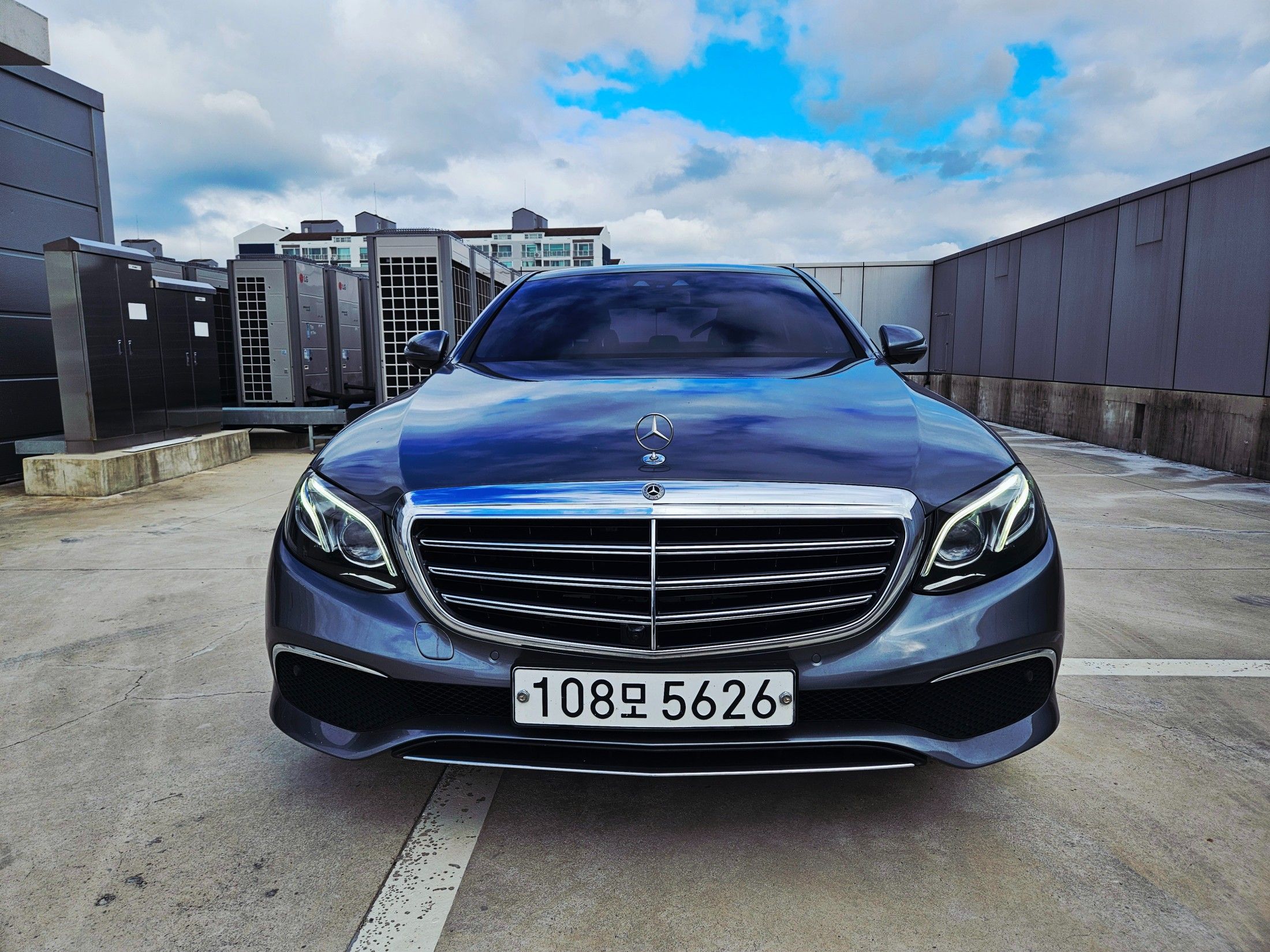 MERCEDES BENZ E-CLASS W213 2019