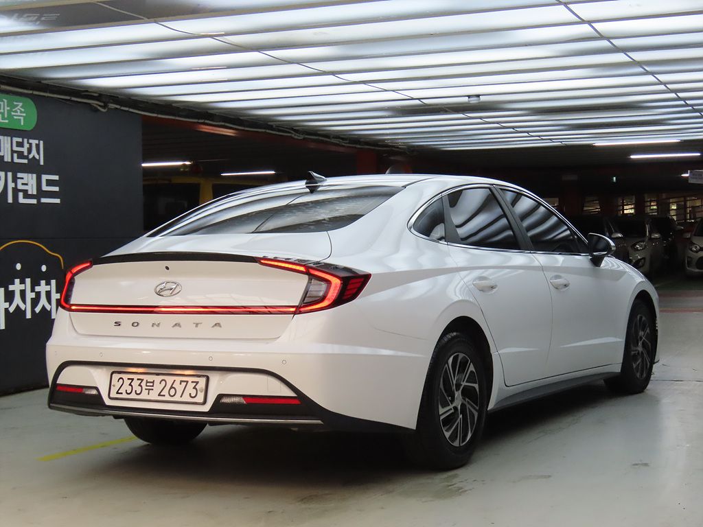HYUNDAI SONATA HYBRID DN8 2021