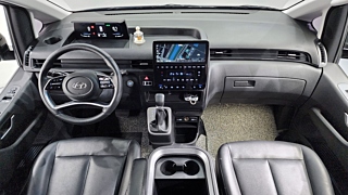 HYUNDAI STARIA 2022
