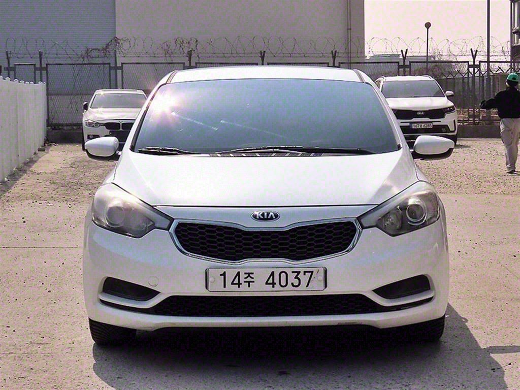 KIA K3