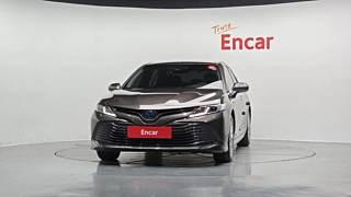 TOYOTA CAMRY XV70 2019