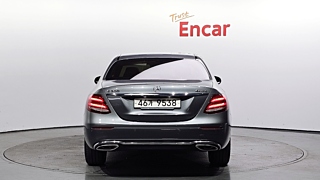 MERCEDES BENZ E-CLASS W213 2017