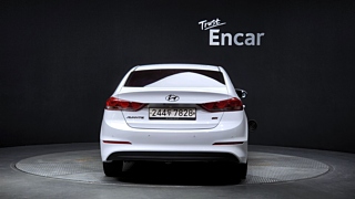 HYUNDAI AVANTE AD 2016