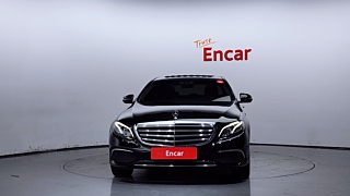 MERCEDES BENZ E-CLASS W213 2017