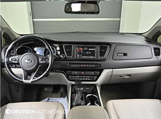 KIA CARNIVAL 2019