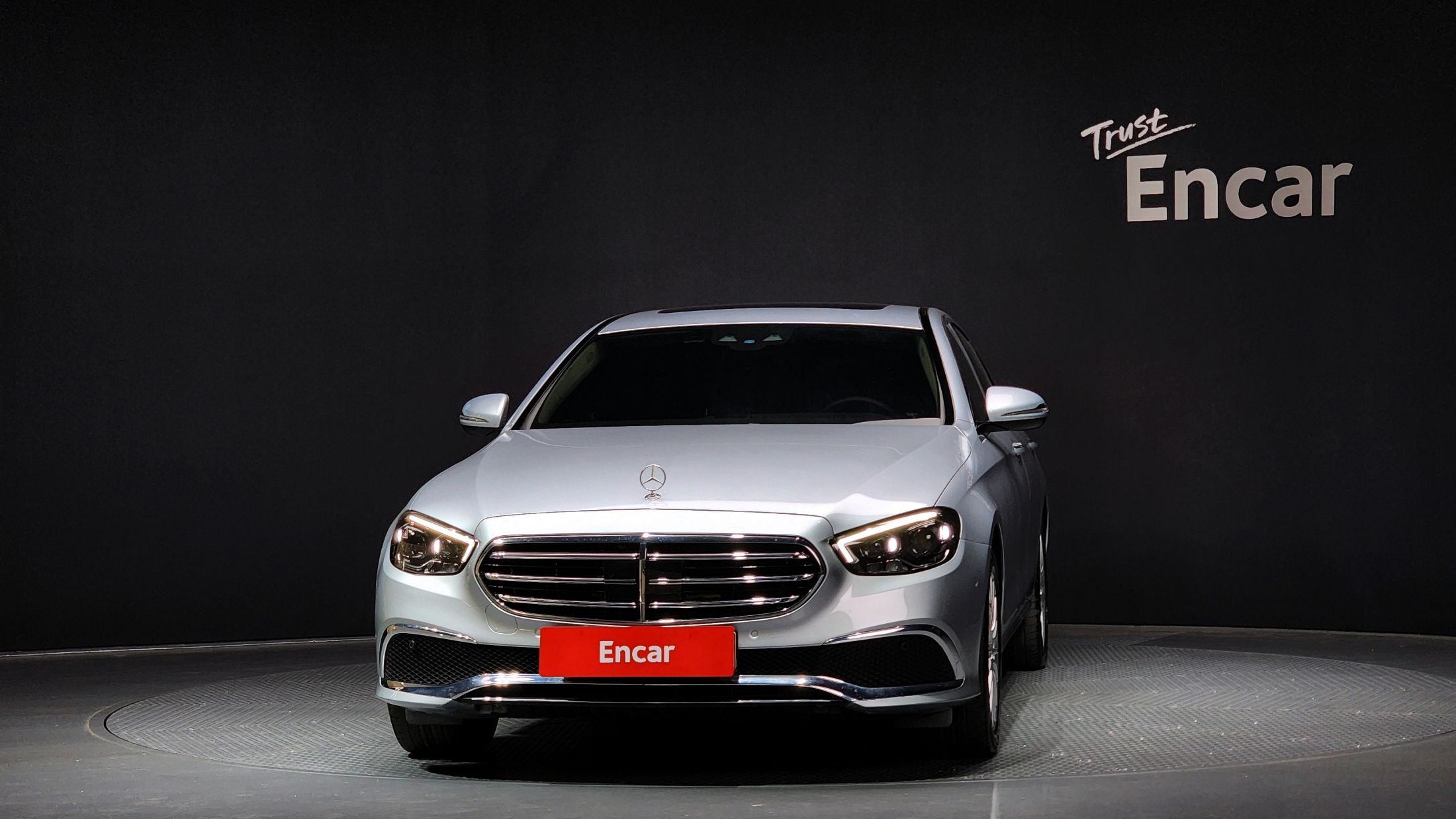 MERCEDES BENZ E-CLASS W213 2021