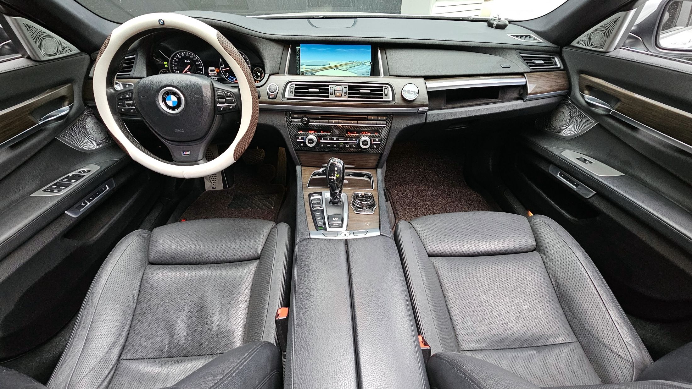 BMW 7-SERIES F01 2014