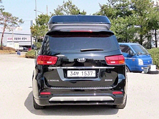 KIA CARNIVAL 2019