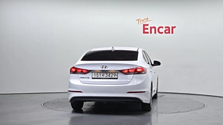 HYUNDAI AVANTE AD 2018