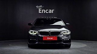 BMW 5-SERIES G30 2017
