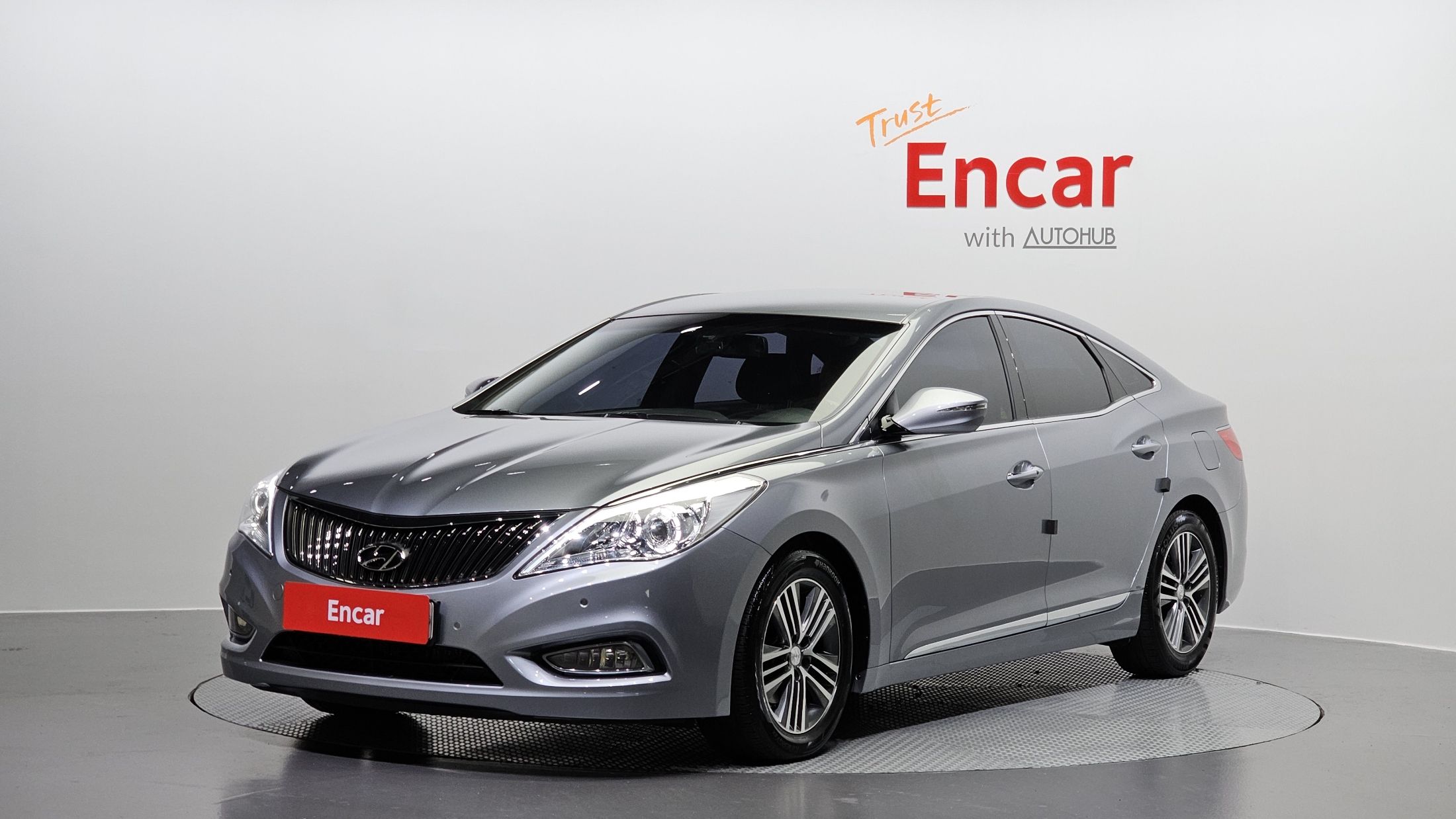 HYUNDAI GRANDEUR HG 2014