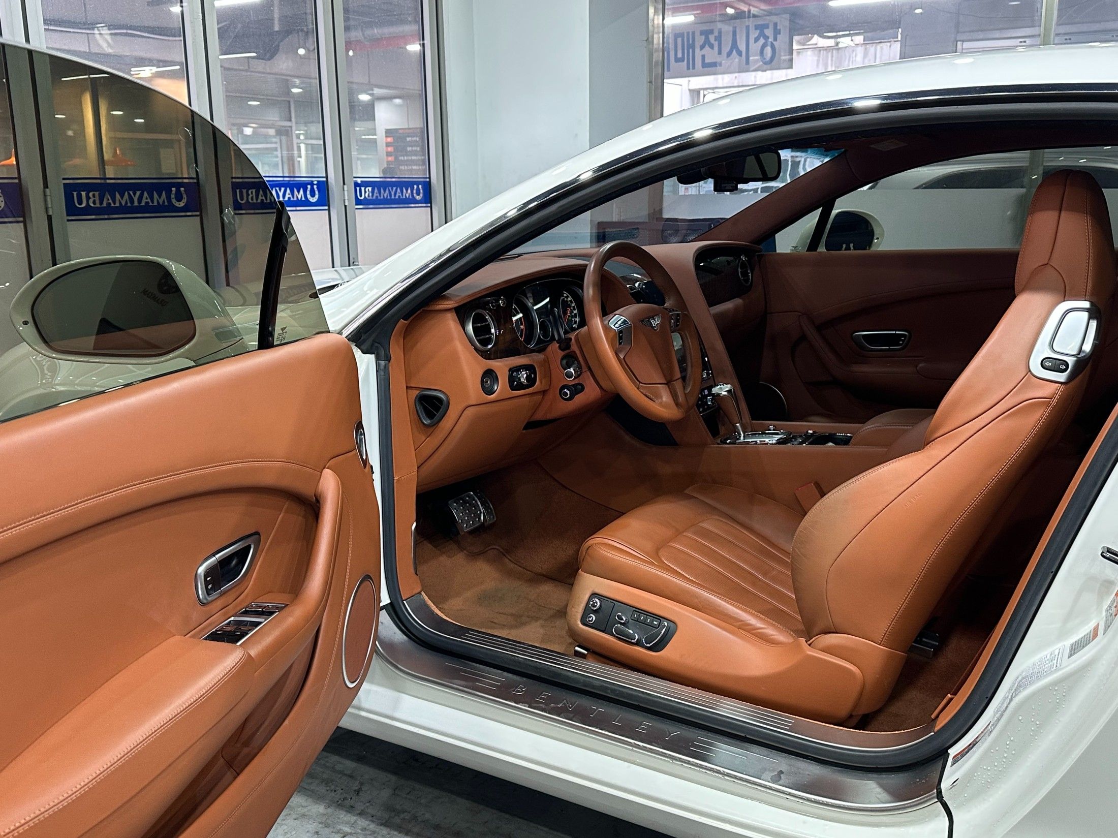 BENTLEY CONTINENTAL GT 2014