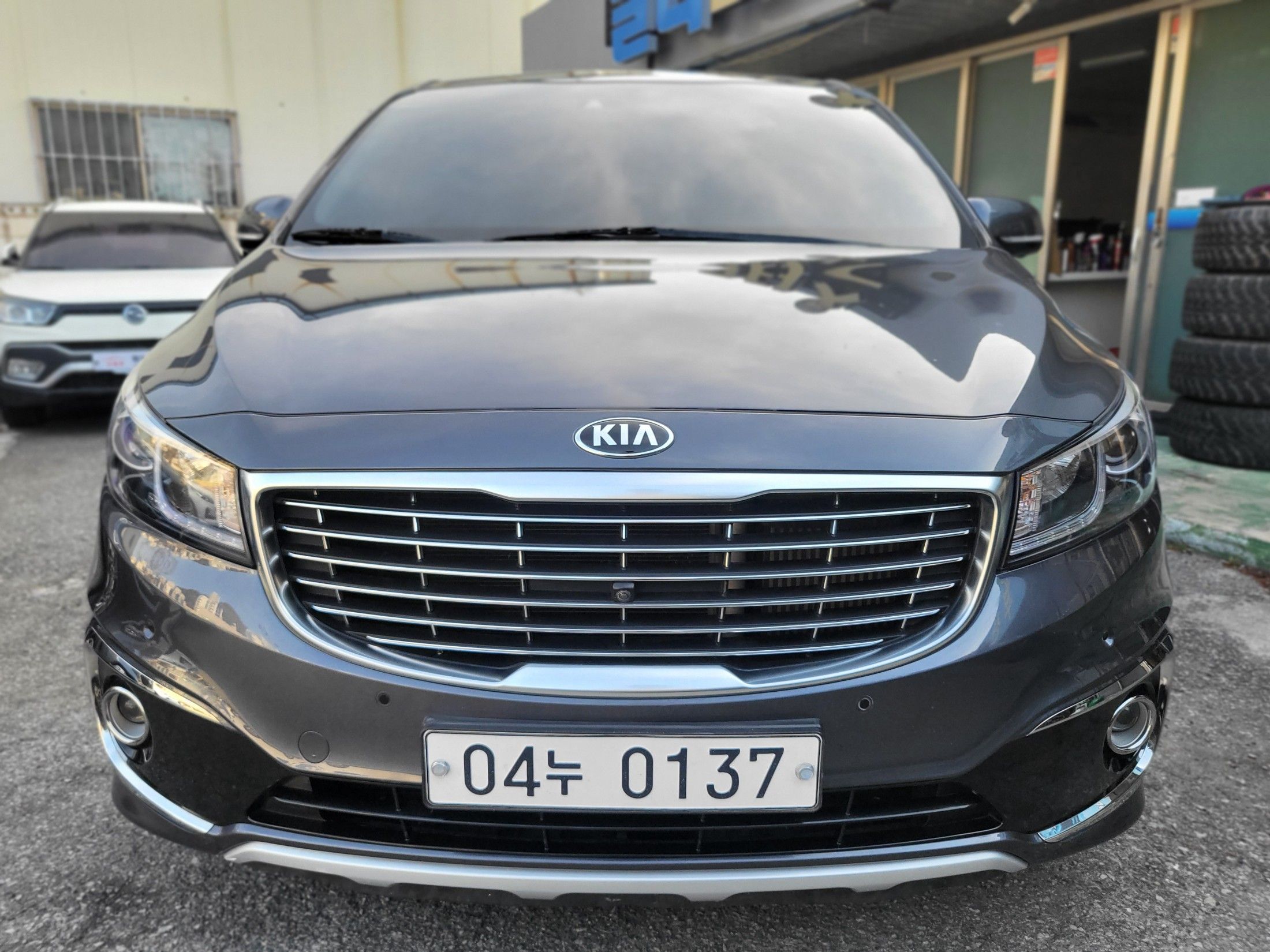 KIA CARNIVAL 2016