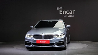 BMW 5-SERIES G30 2017