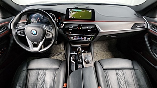 BMW 5-SERIES G30 2017