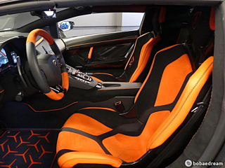LAMBORGHINI AVENTADOR 2020