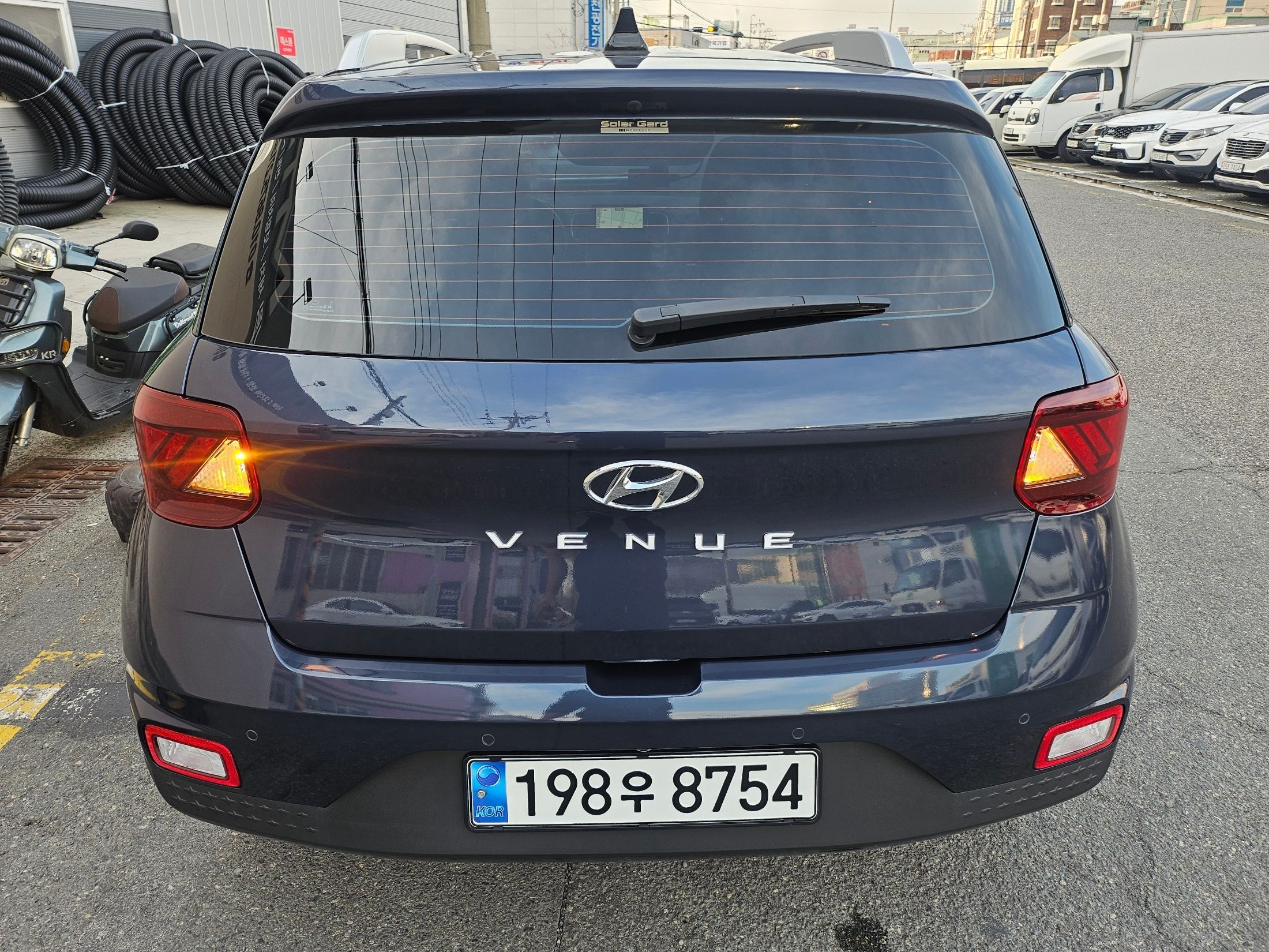 HYUNDAI VENUE 2023
