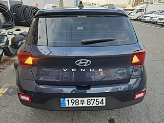 HYUNDAI VENUE 2023
