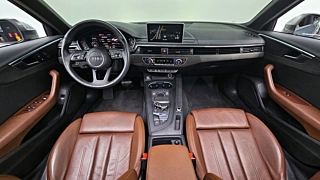 AUDI A4 B9 2019